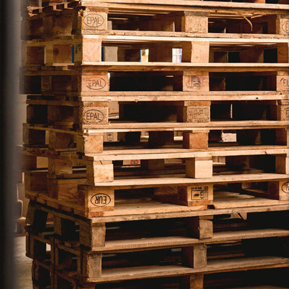 Letto DIY con pallet, come realizzarlo in modo semplice