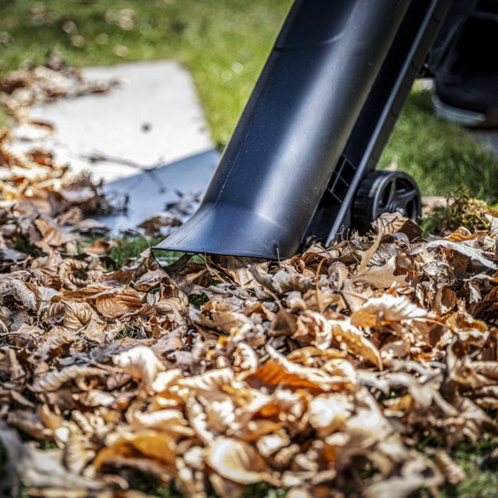 Soffiatore Aspiratore Batteria Skil 0350BA 40Volt 730 mc/h - con 2 Batterie e Caricabatteria