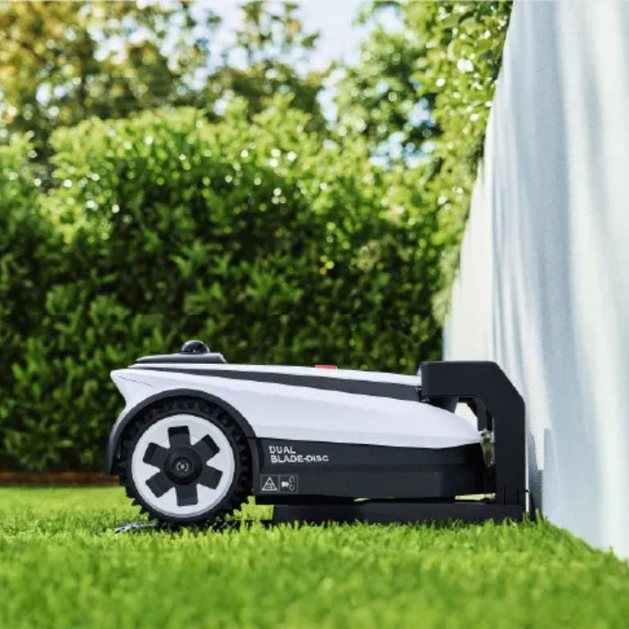 Ecovacs GOAT A1600 LiDAR PRO – Robot Tagliaerba Senza Filo Perimetrale (fino a 1600mq) + Care Kit Omaggio